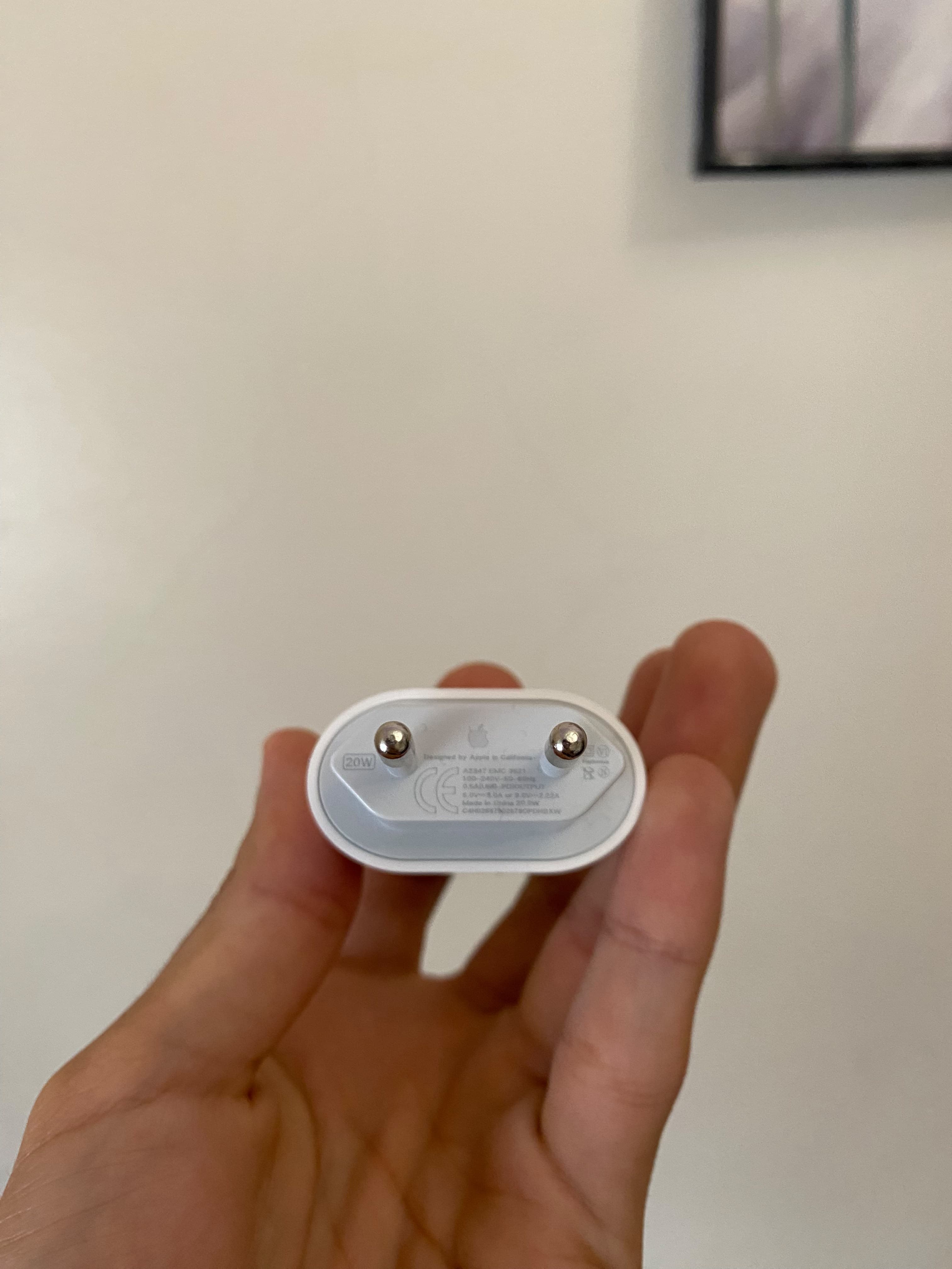 Chargeur Apple USB-C 20W occasion avec câble Maroc — miniature 2