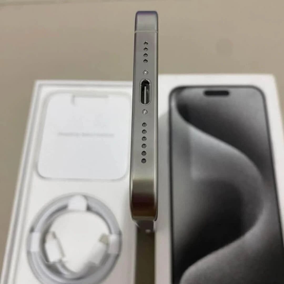 iPhone 15 Pro Max 512 Go occasion — miniature 2