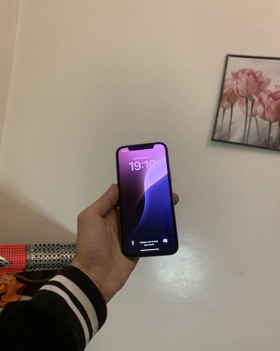iPhone 12 64 Go occasion — miniature 4
