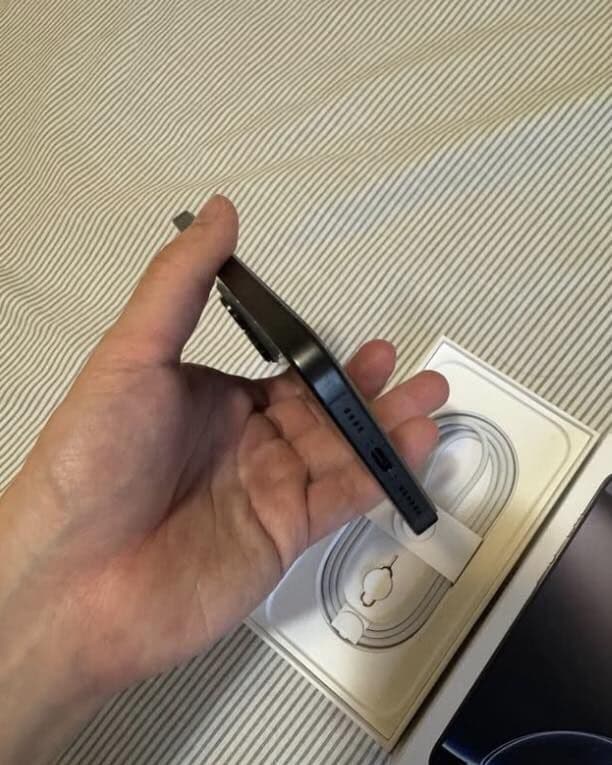 iPhone 16 Pro Max 512 Go occasion — miniature 6
