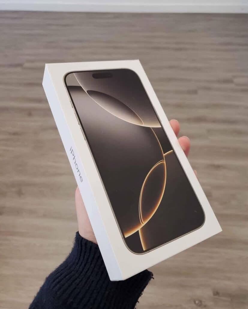 iPhone 16 Pro Max 1 To occasion — miniature 2