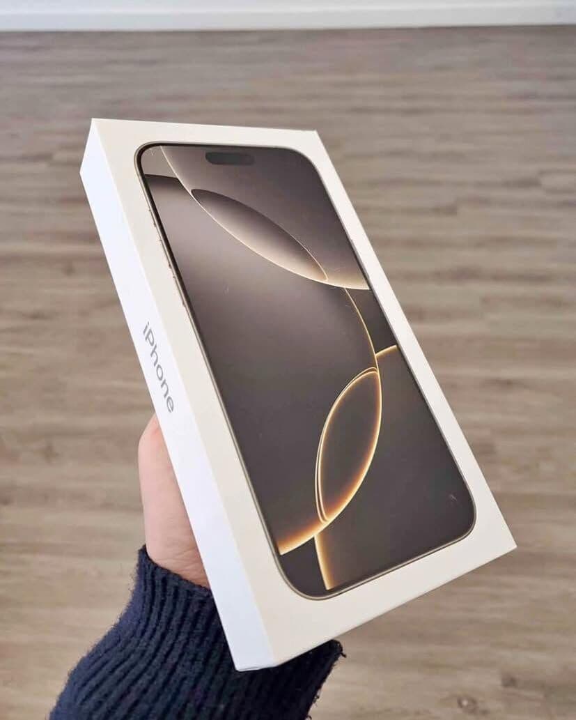 iPhone 16 Pro Max 1 To occasion — miniature 4