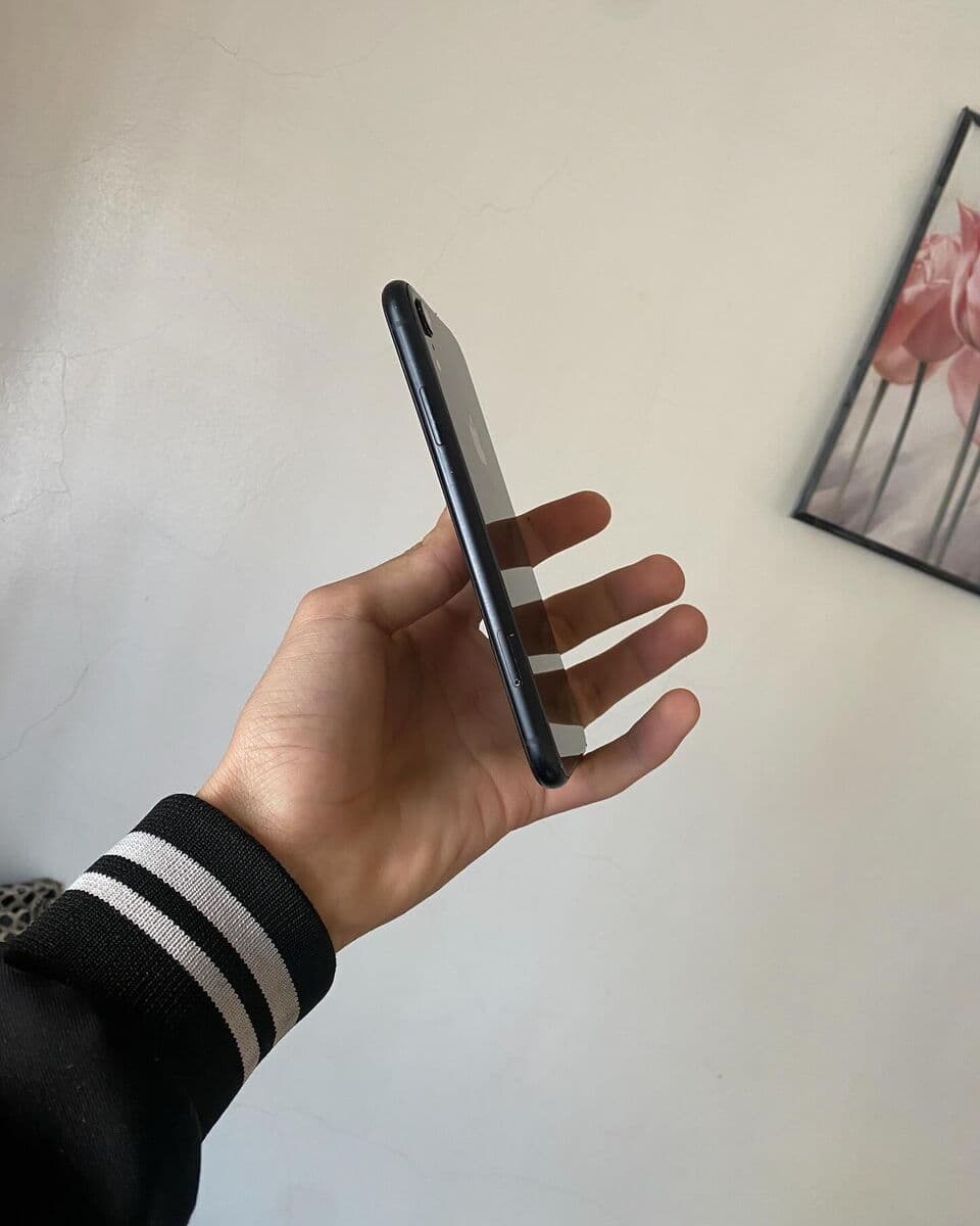 iPhone XR 64 Go occasion — miniature 3