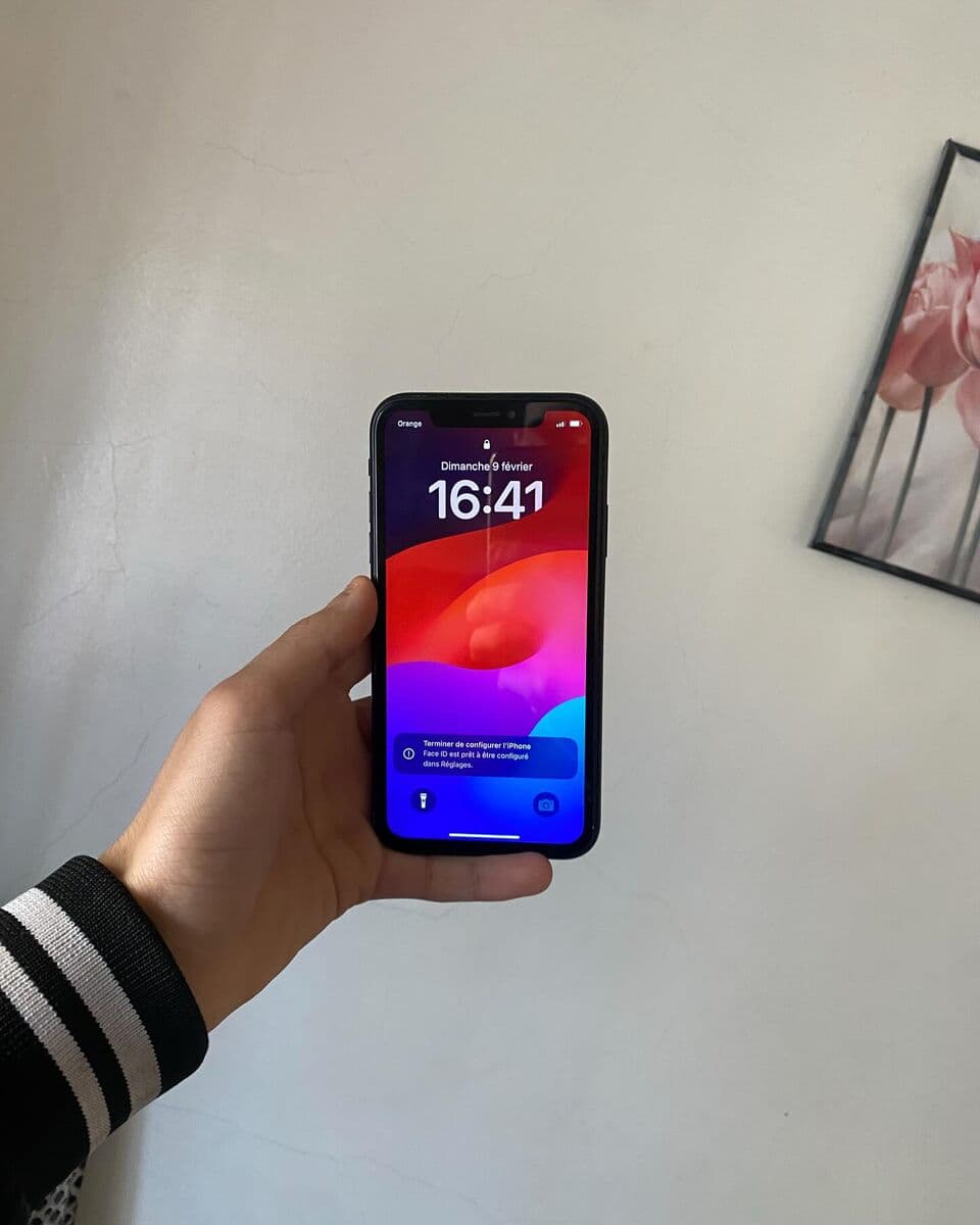 iPhone XR 64 Go occasion — miniature 4