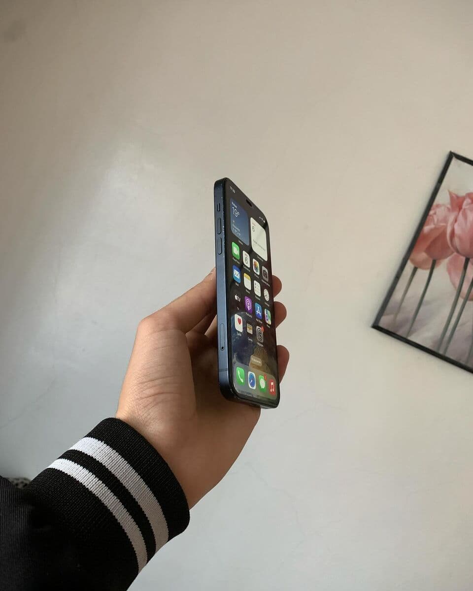 iPhone 12 128 Go occasion — miniature 3