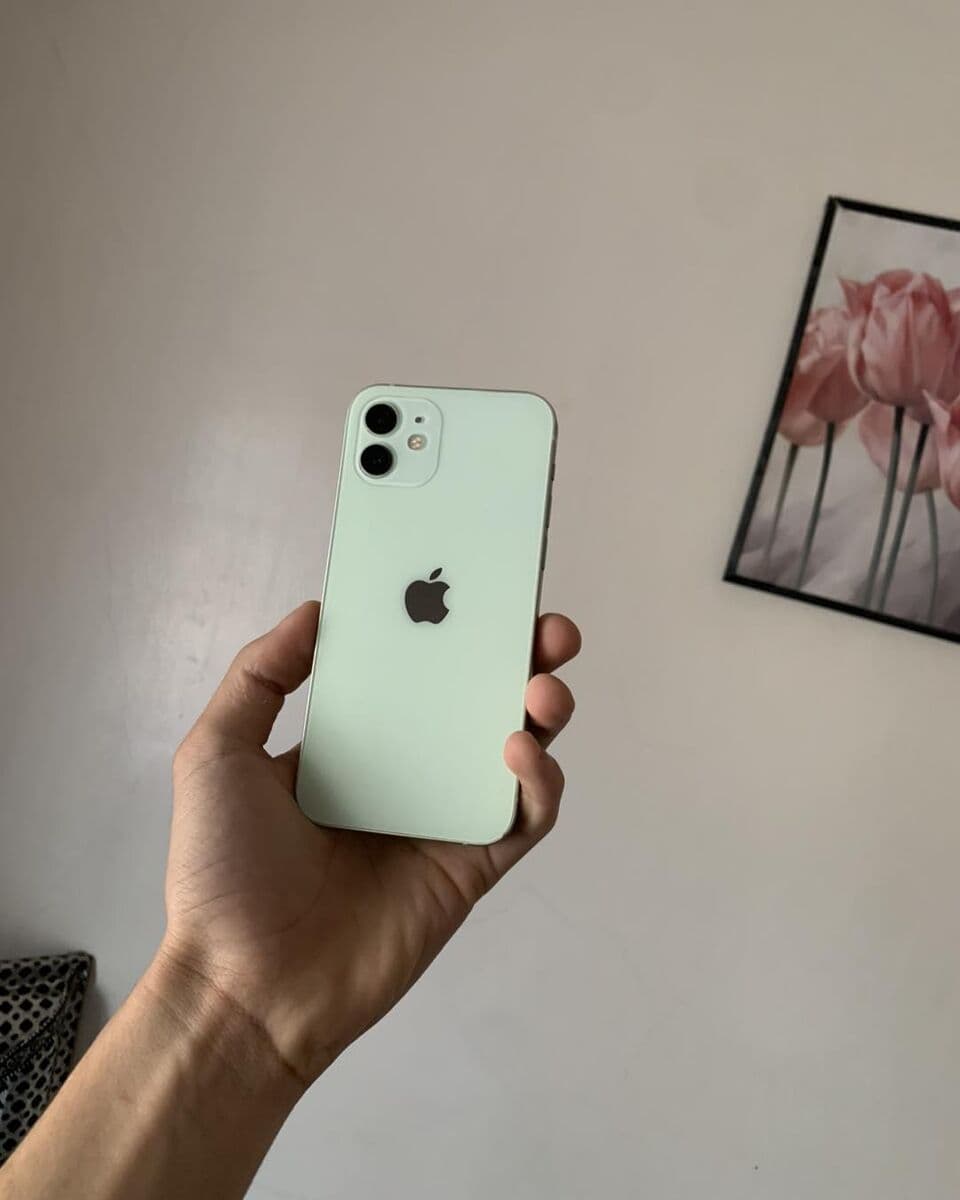 iPhone 12 64 Go occasion au Maroc — photo réelle