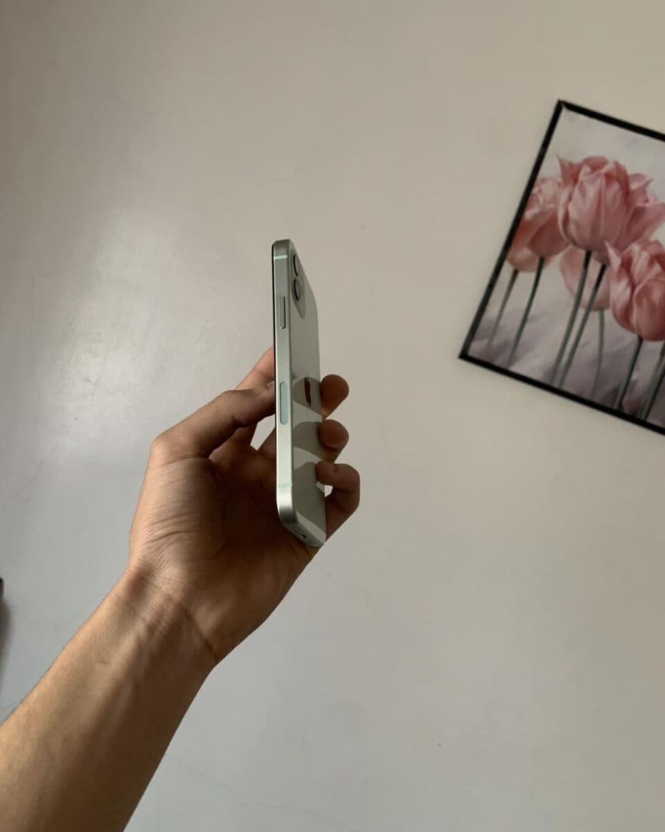 iPhone 12 64 Go occasion — miniature 2