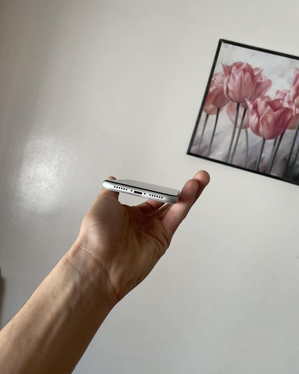 iPhone 11 64 Go occasion — miniature 4