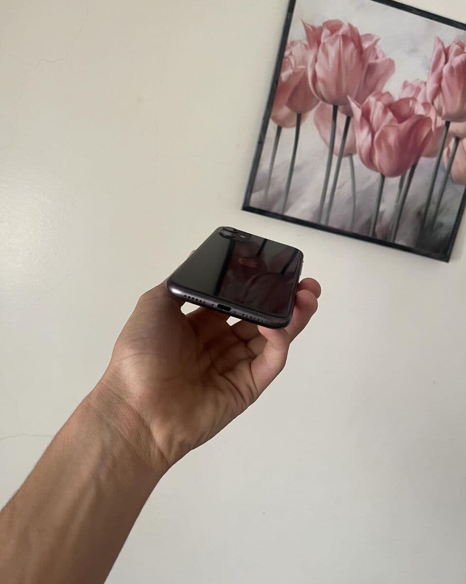 iPhone 11 64 Go occasion — miniature 3