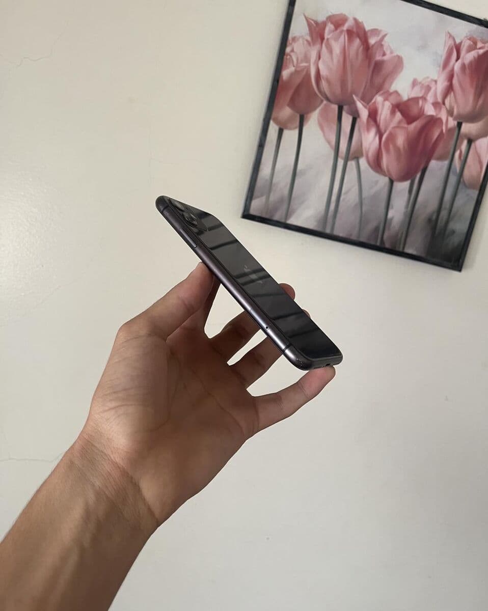 iPhone 11 64 Go occasion — miniature 4