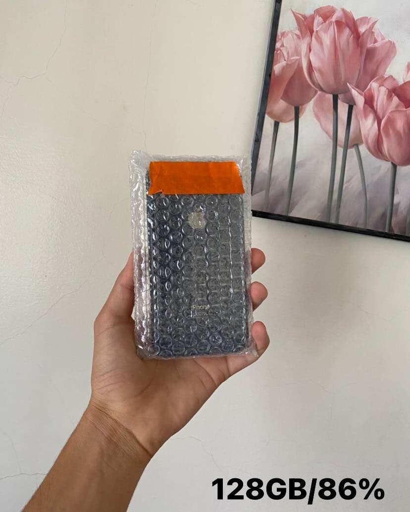 iPhone XR 128 Go occasion — miniature 3