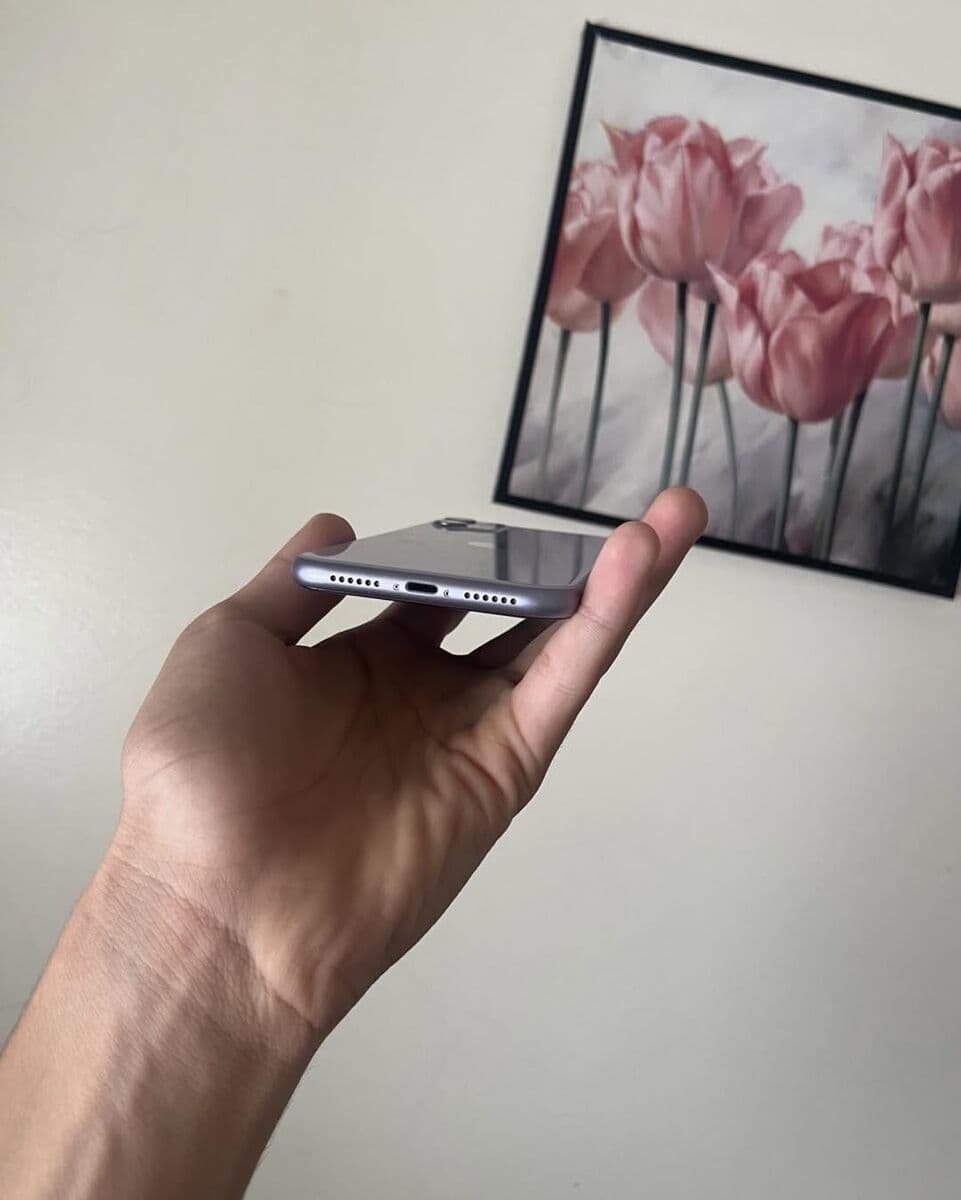 iPhone 11 64 Go occasion — miniature 3