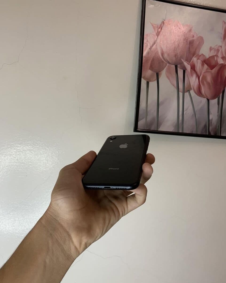 iPhone XR 64 Go occasion — miniature 4