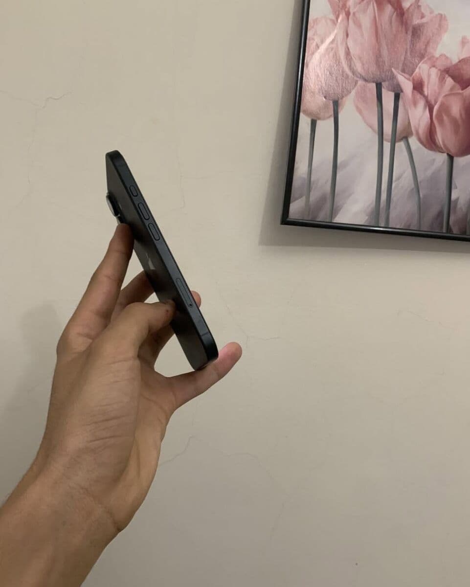 iPhone 16 256 Go occasion — miniature 3
