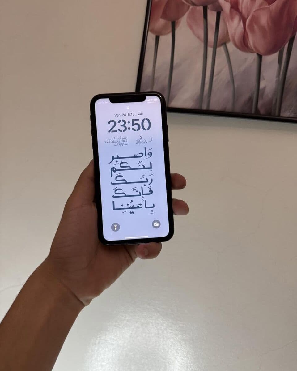 iPhone XR 64 Go occasion — miniature 4